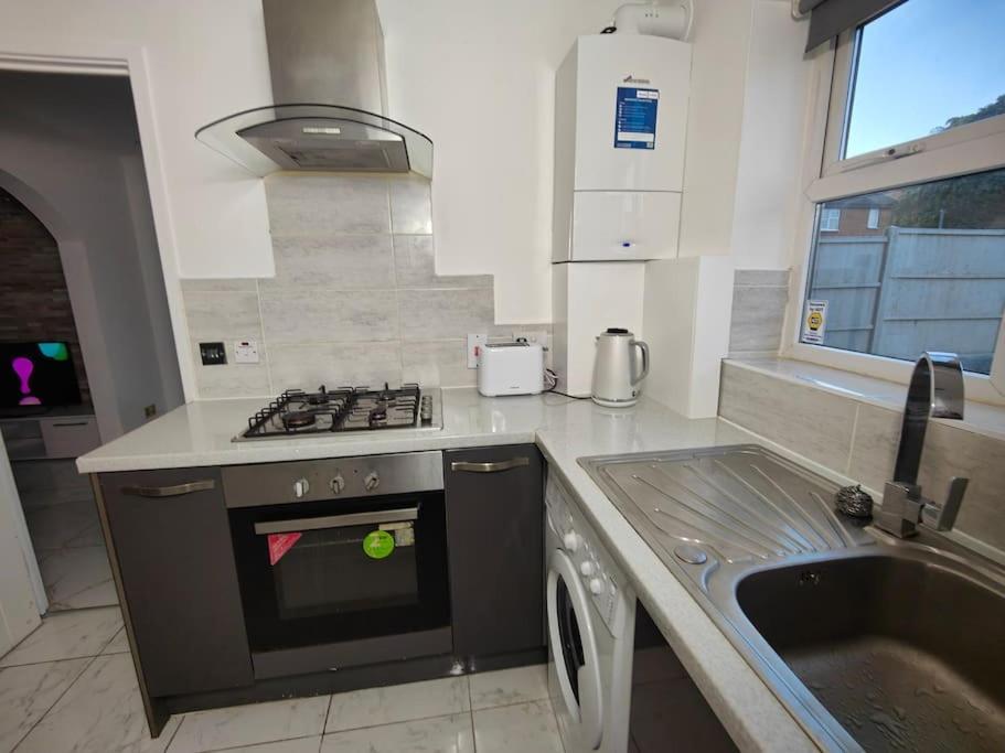 Tyburn Home, Birmingham With Free Parking Exterior foto
